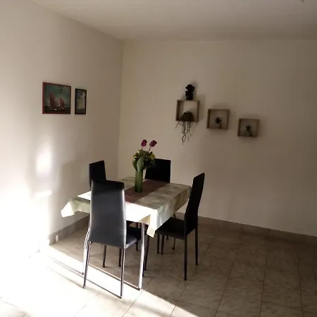Apartment Buic Pola Esterno foto