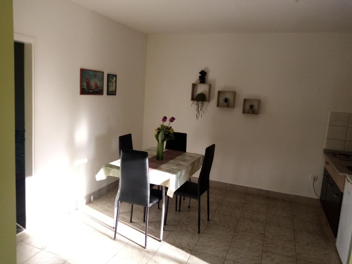 Buic Apartment *
